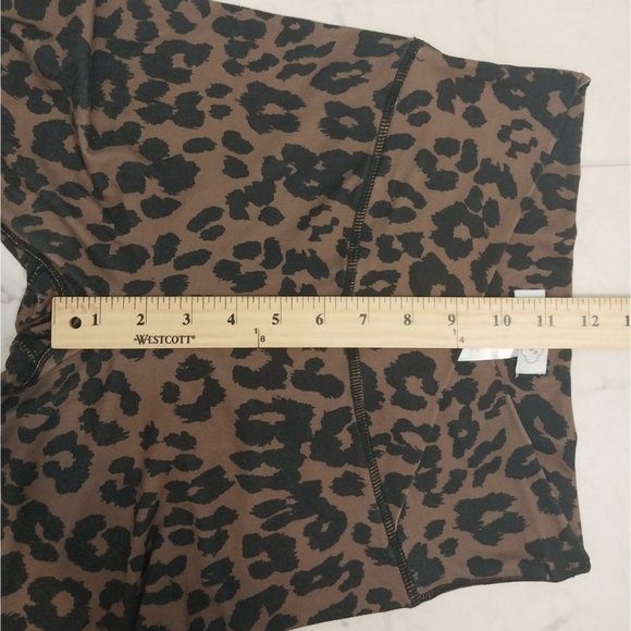 Mudpie Brown Leopard Print Crossover Waist Leggings Women's Sz S - Picture 8 of 9